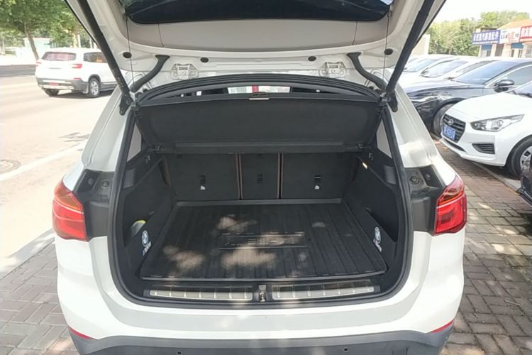 BMW X1 2018 #19 BMW X1 2018 car image #19
