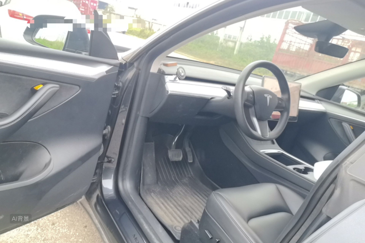 Tesla Model Y 2024 #18 Tesla Model Y 2024 car image #18