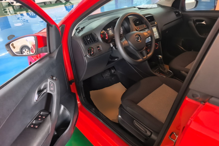 Volkswagen Polo 2019 #16 Volkswagen Polo 2019 car image #16