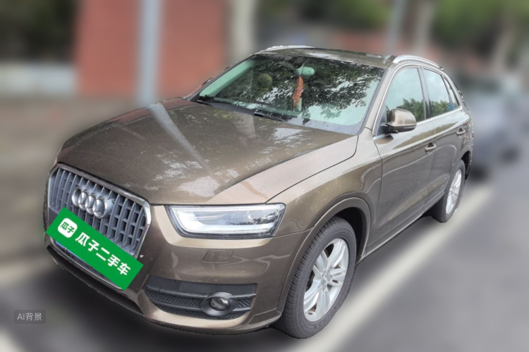 Audi Q3 2015 car image #2