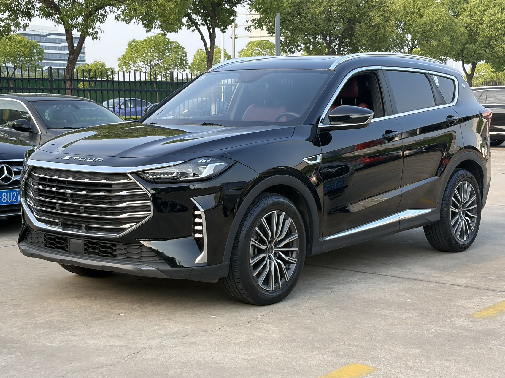Jetour X70 PLUS 2023 Jetour X70 PLUS 2023 car image