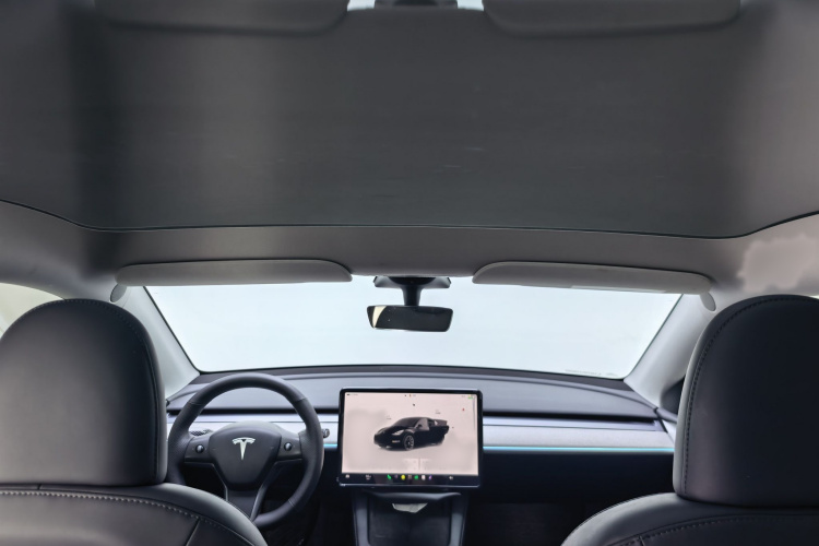 Tesla Model Y 2023 #23 Tesla Model Y 2023 car image #23