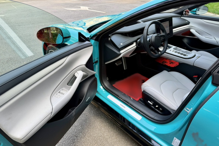 MI SU7 2024 car image #16