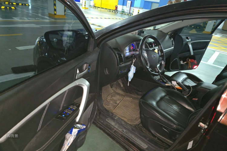GEELY Emgrand 2015 car image #18