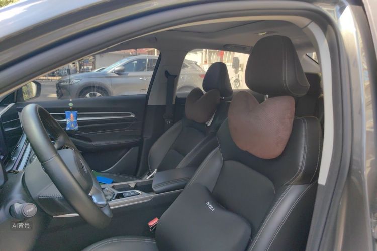 GEELY Emgrand 2022 car image #17