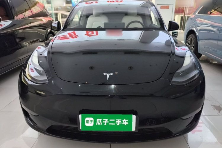 Tesla Model Y 2022 #3 Tesla Model Y 2022 car image #3