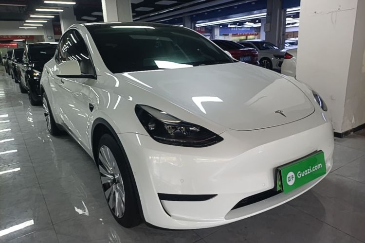 Tesla Model Y 2022 #6 Tesla Model Y 2022 car image #6