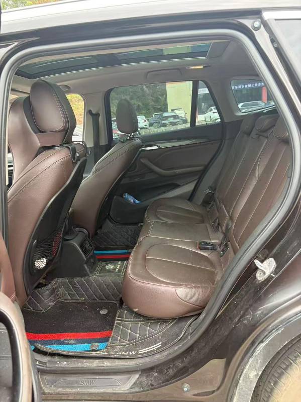 BMW X1 2018 immagine di auto #2