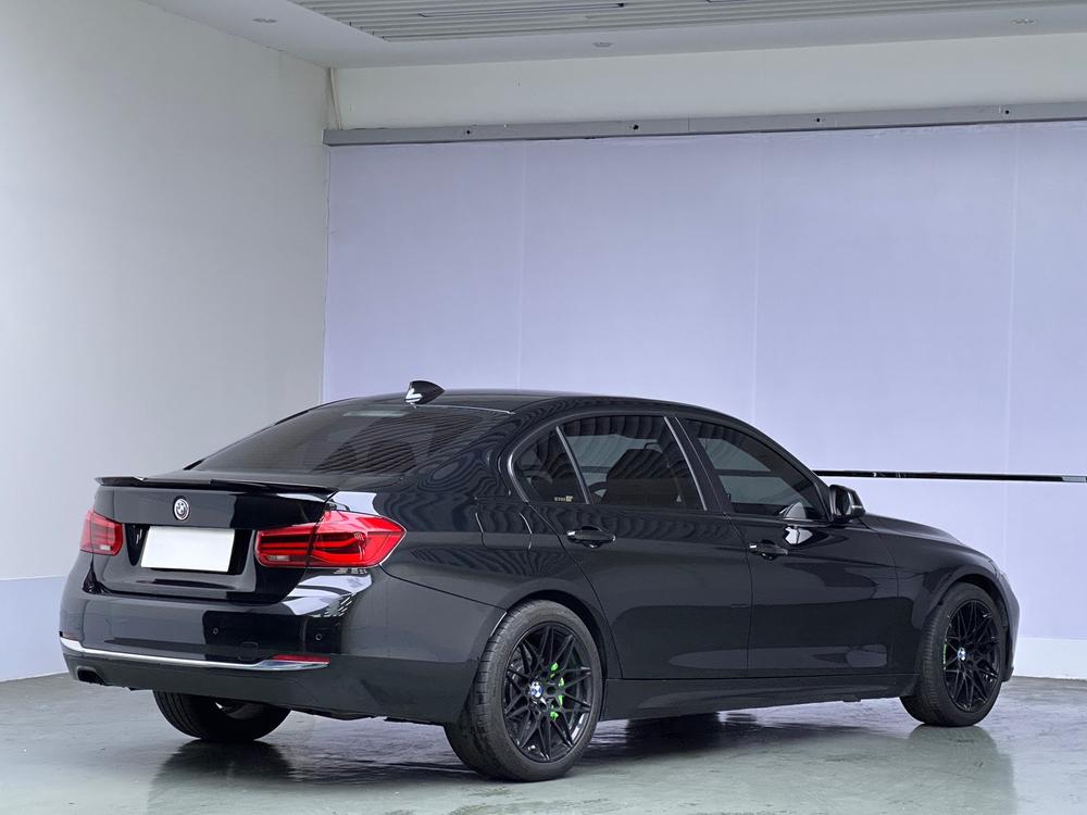 BMW 3 Series 2017 #6 BMW 3 Series 2017 car image #6