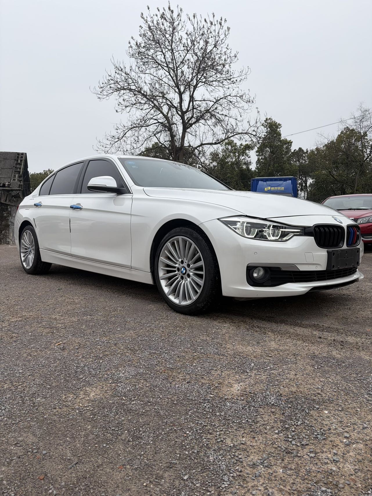BMW 3 Series 2018 #3 BMW 3 Series 2018 car image #3