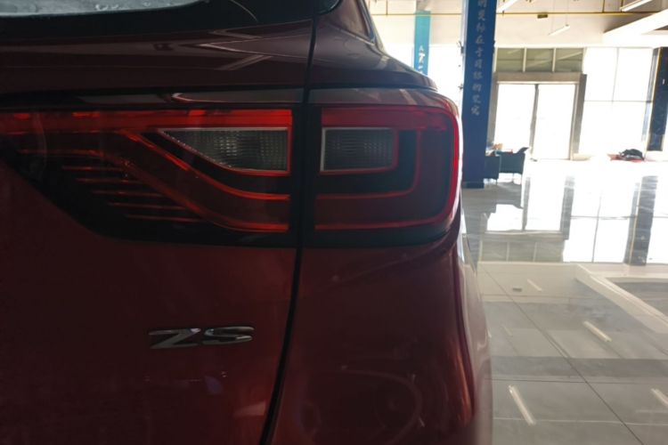 MG ZS 2017 car image #8
