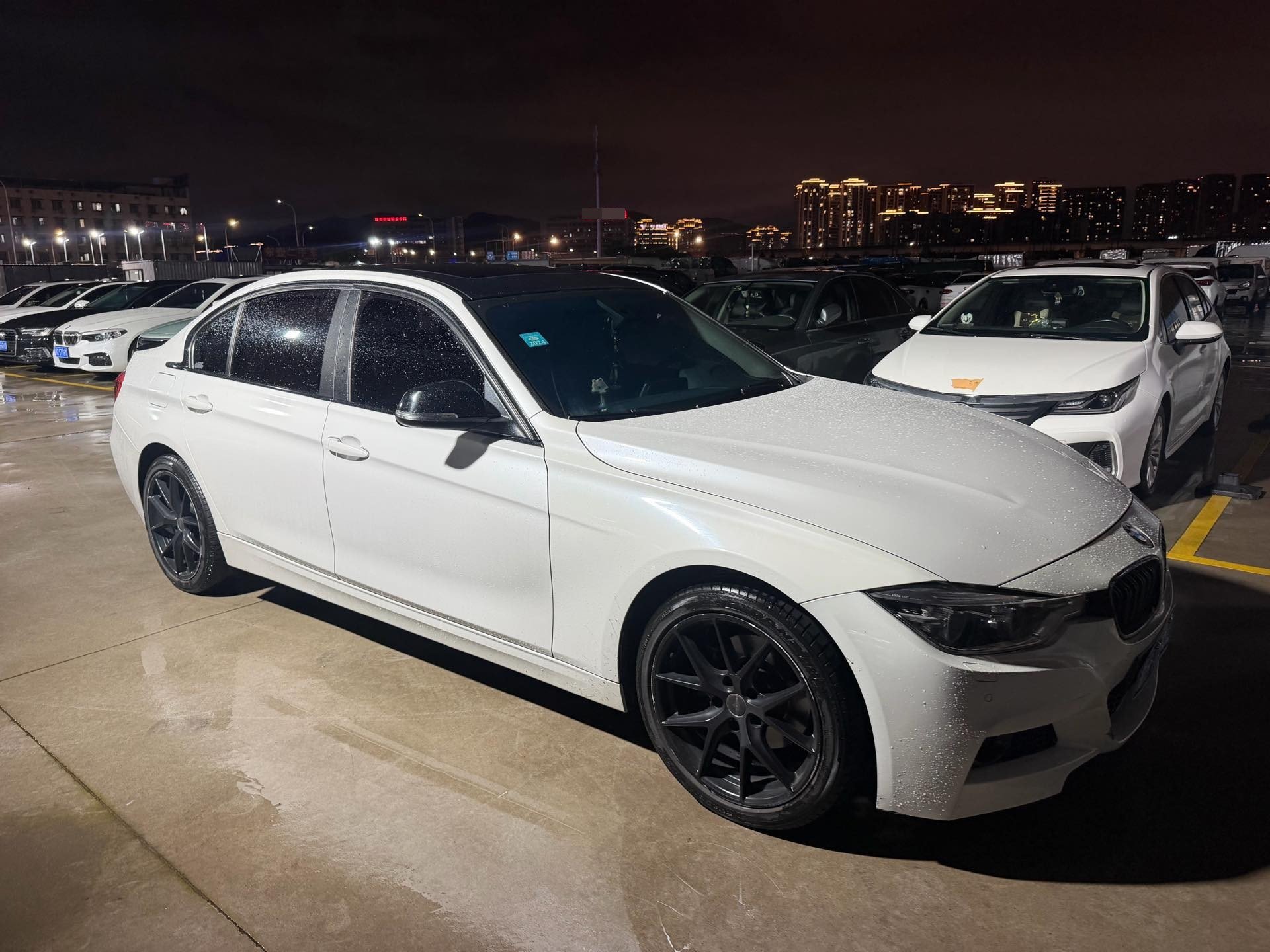 BMW 3 Series 2018 car image #2