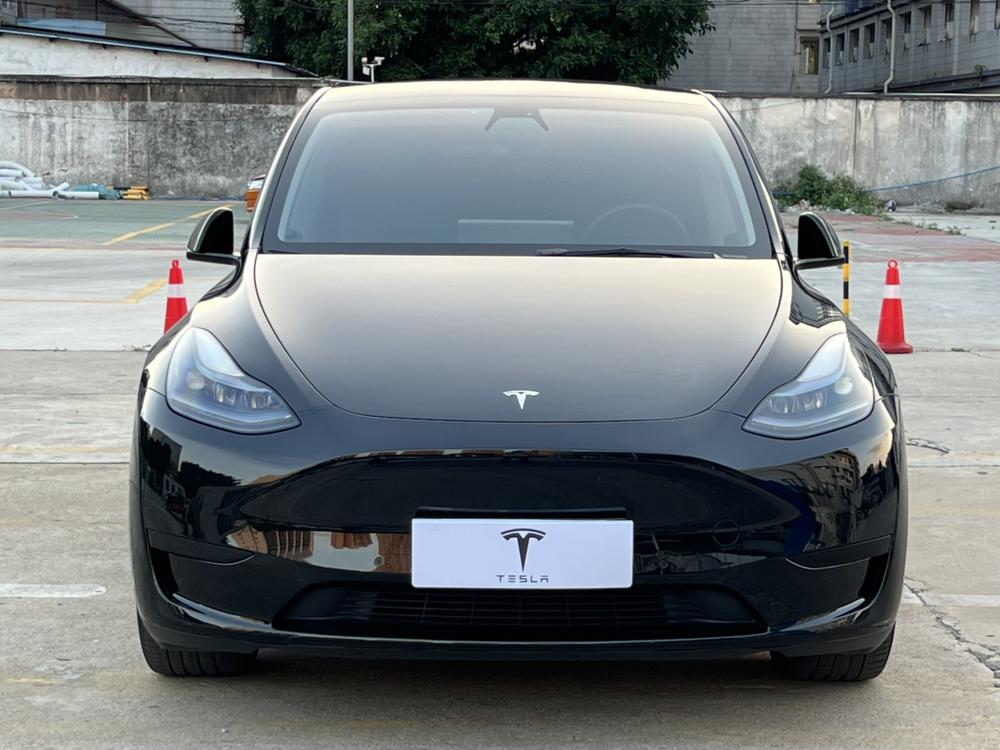 Tesla Model Y 2022 #2 Tesla Model Y 2022 car image #2