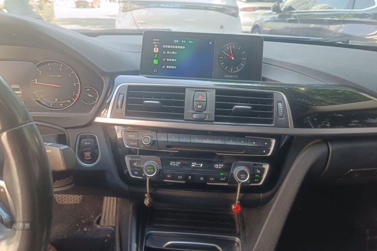 BMW 3 Series 2019 #15 BMW 3 Series 2019 car image #15