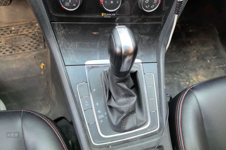 Volkswagen Golf 2019 #16 Volkswagen Golf 2019 car image #16