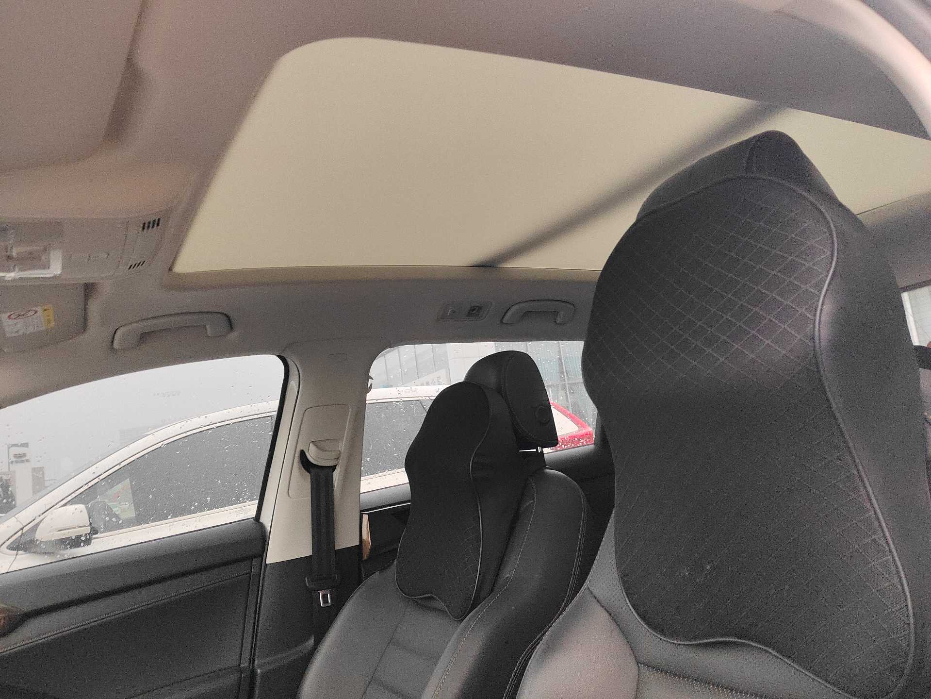 2022 car image #7