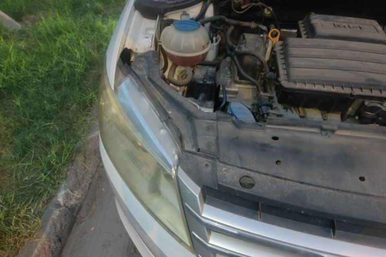 Volkswagen Santana 2016 car image #24