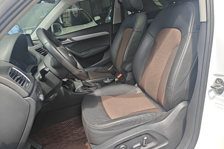 Audi Q3 2018 #15 Audi Q3 2018 car image #15