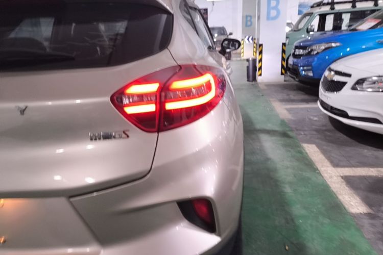 GEELY Emgrand GS 2020 car image #8