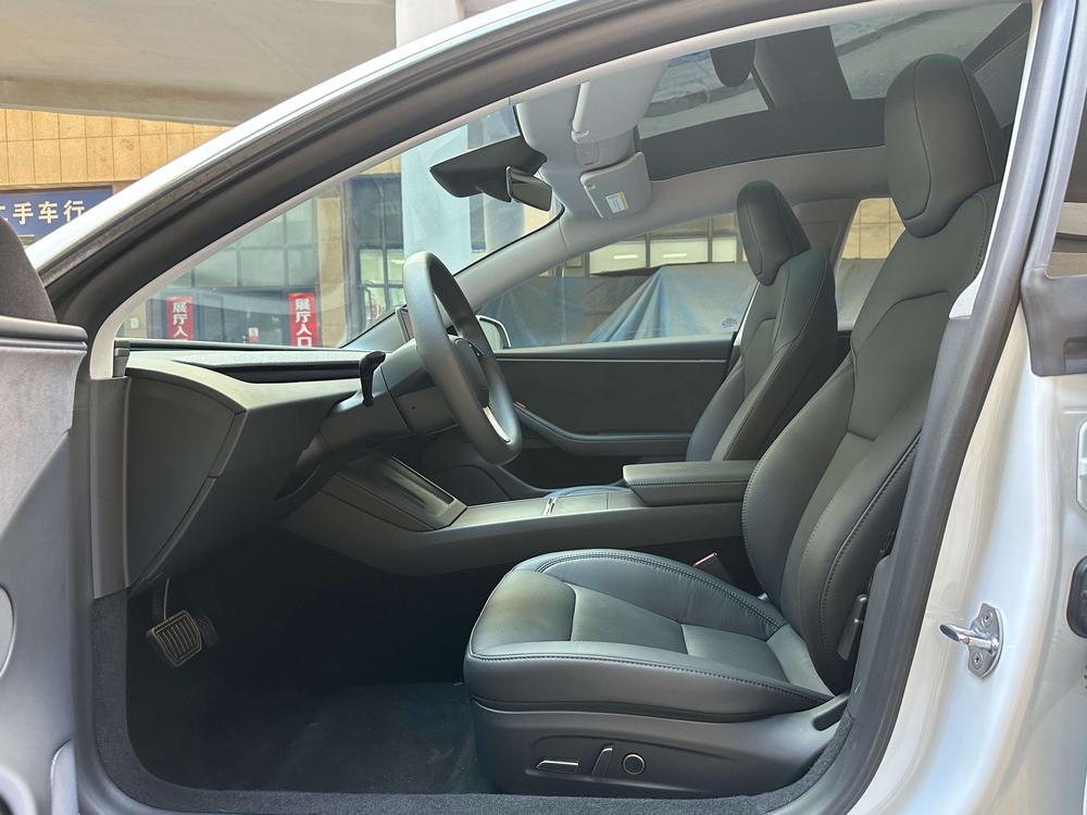 Tesla Model 3 2025 #14 Tesla Model 3 2025 car image #14