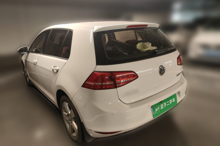 Volkswagen Golf 2014 car image #5