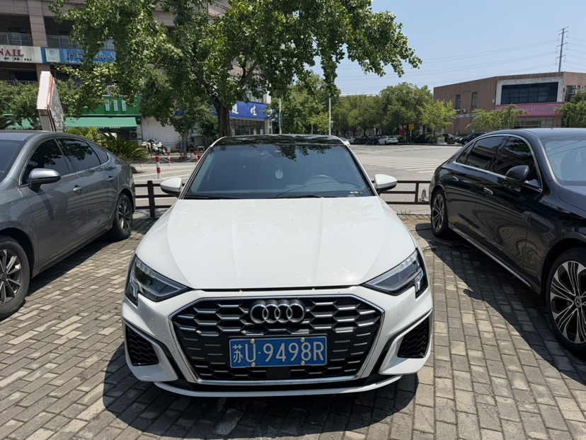 Audi A3 2024 car image #2