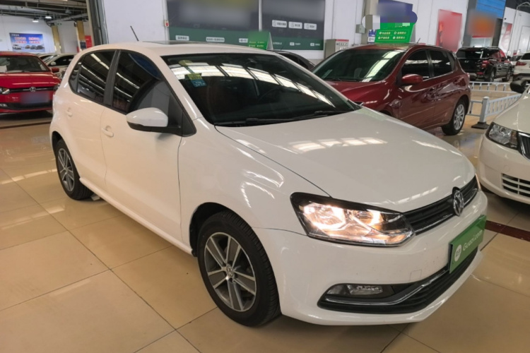 Volkswagen Polo 2017 car image #4