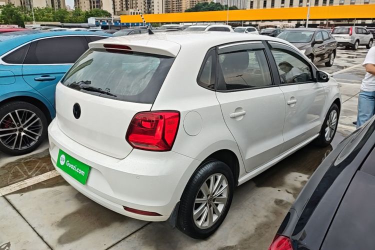 Volkswagen Polo 2015 #7 Volkswagen Polo 2015 car image #7