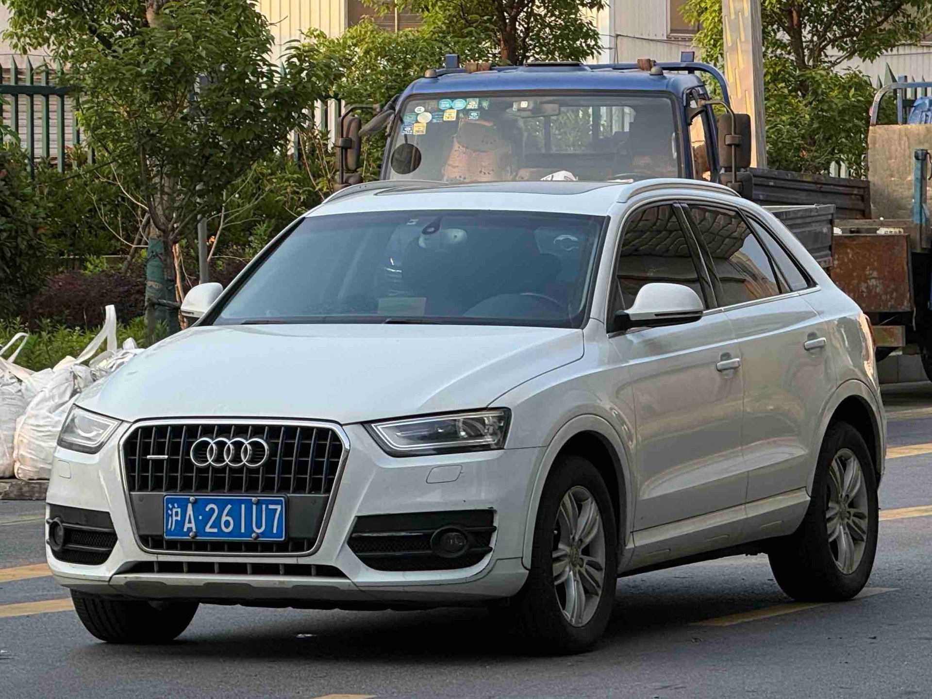 Audi Q3 2016 immagine di auto 