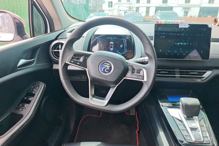 BYD Yuan New Energy 2019 #15 BYD Yuan New Energy 2019 car image #15