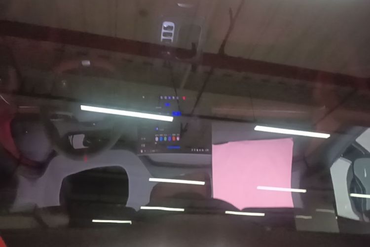 MI SU7 2025 car image #18