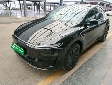 Tesla Model Y 2026 Tesla Model Y 2026 immagine di auto