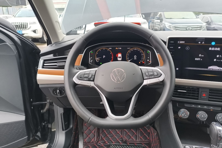 Volkswagen Bora 2024 صورة سيارة #15