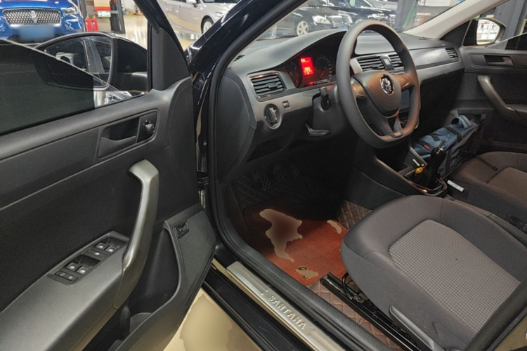 Volkswagen Santana 2017 #16 Volkswagen Santana 2017 car image #16