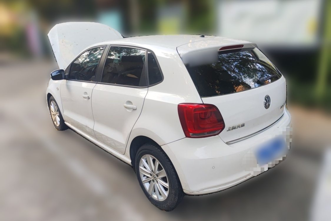 Volkswagen Polo 2012 car image #3