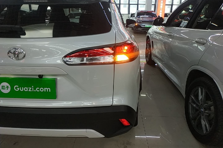 Toyota Corolla Cross 2024 car image #8