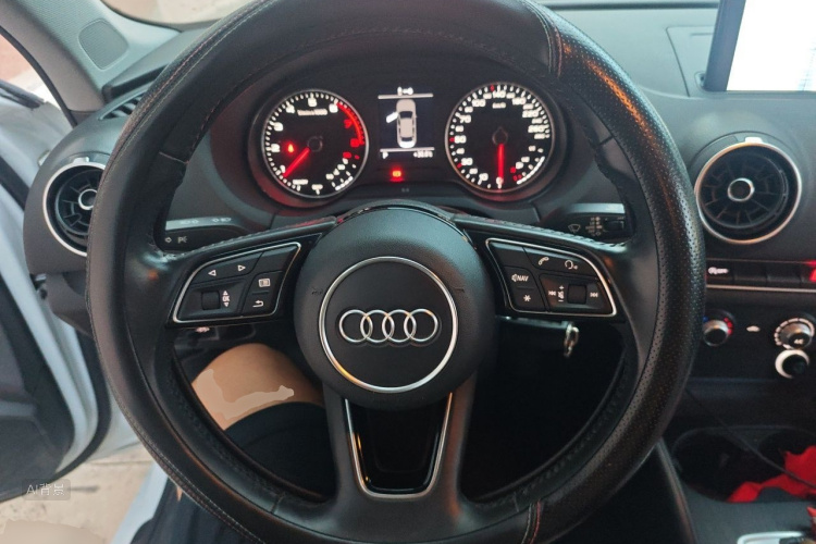 Audi A3 2017 car image #12