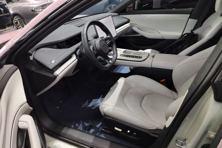 MI SU7 2024 image de voiture #16