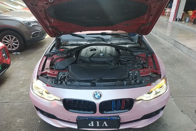 BMW 3 Series 2018 #20 BMW 3 Series 2018 car image #20