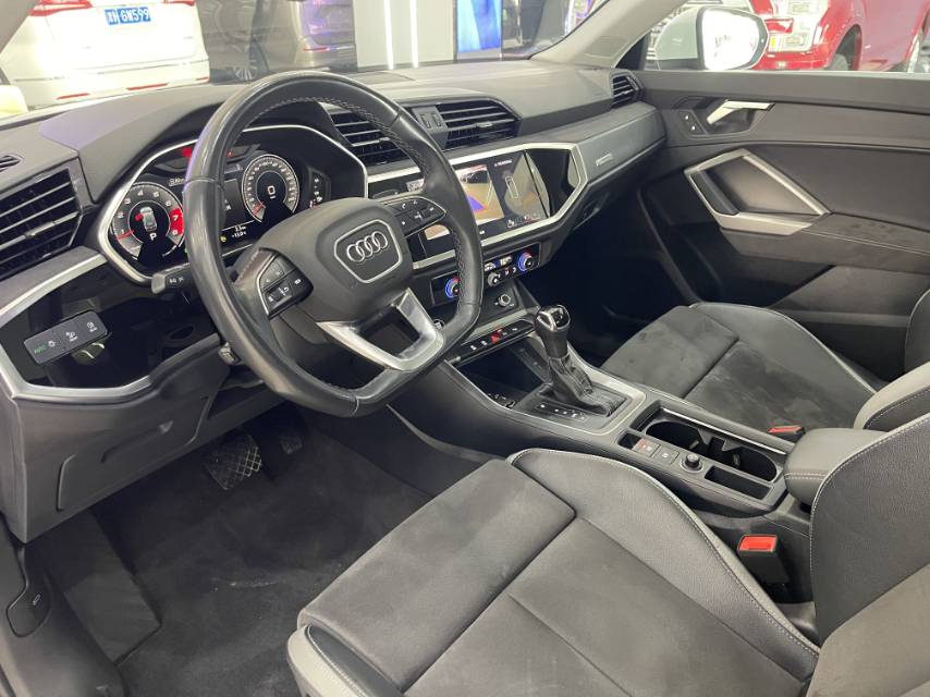Audi Q3 2023 #5 Audi Q3 2023 car image #5