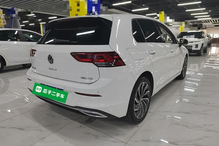 Volkswagen Golf 2022 صورة سيارة #7