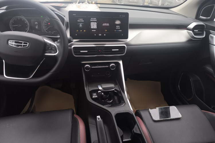 GEELY Coolray 2021 #10 GEELY Coolray 2021 car image #10
