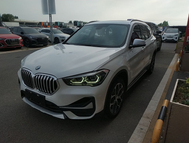 BMW X1 2022 BMW X1 2022 car image