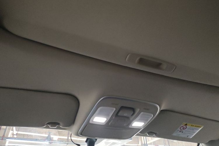 GEELY Emgrand GS 2020 car image #17