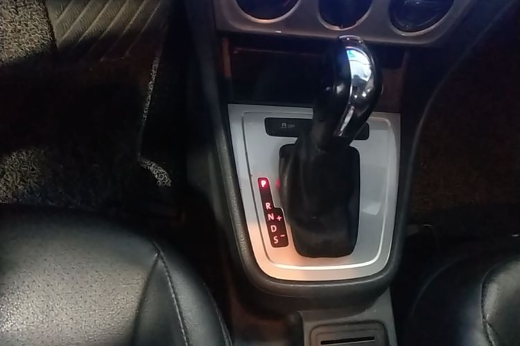 Volkswagen Lavida 2016 car image #14
