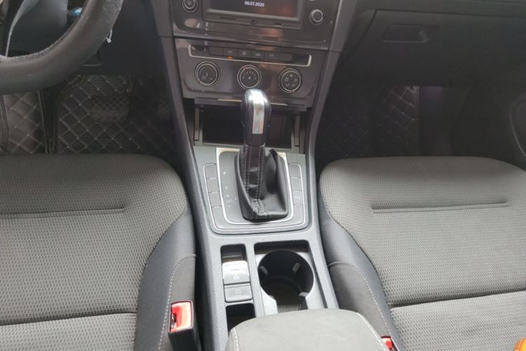 Volkswagen Golf 2017 #14 Volkswagen Golf 2017 car image #14