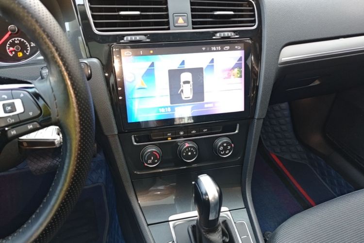 Volkswagen Golf 2019 #13 Volkswagen Golf 2019 car image #13