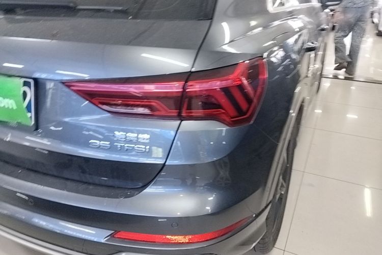 Audi Q3 2021 #8 Audi Q3 2021 car image #8