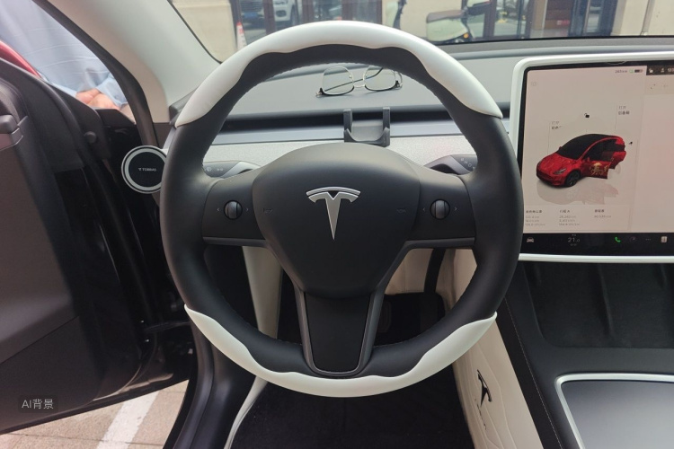 Tesla Model Y 2023 #12 Tesla Model Y 2023 car image #12
