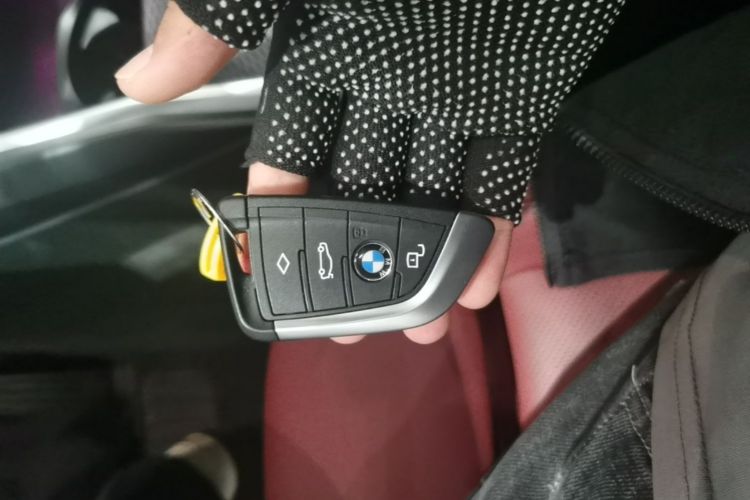 BMW 3 Series 2024 #14 BMW 3 Series 2024 car image #14